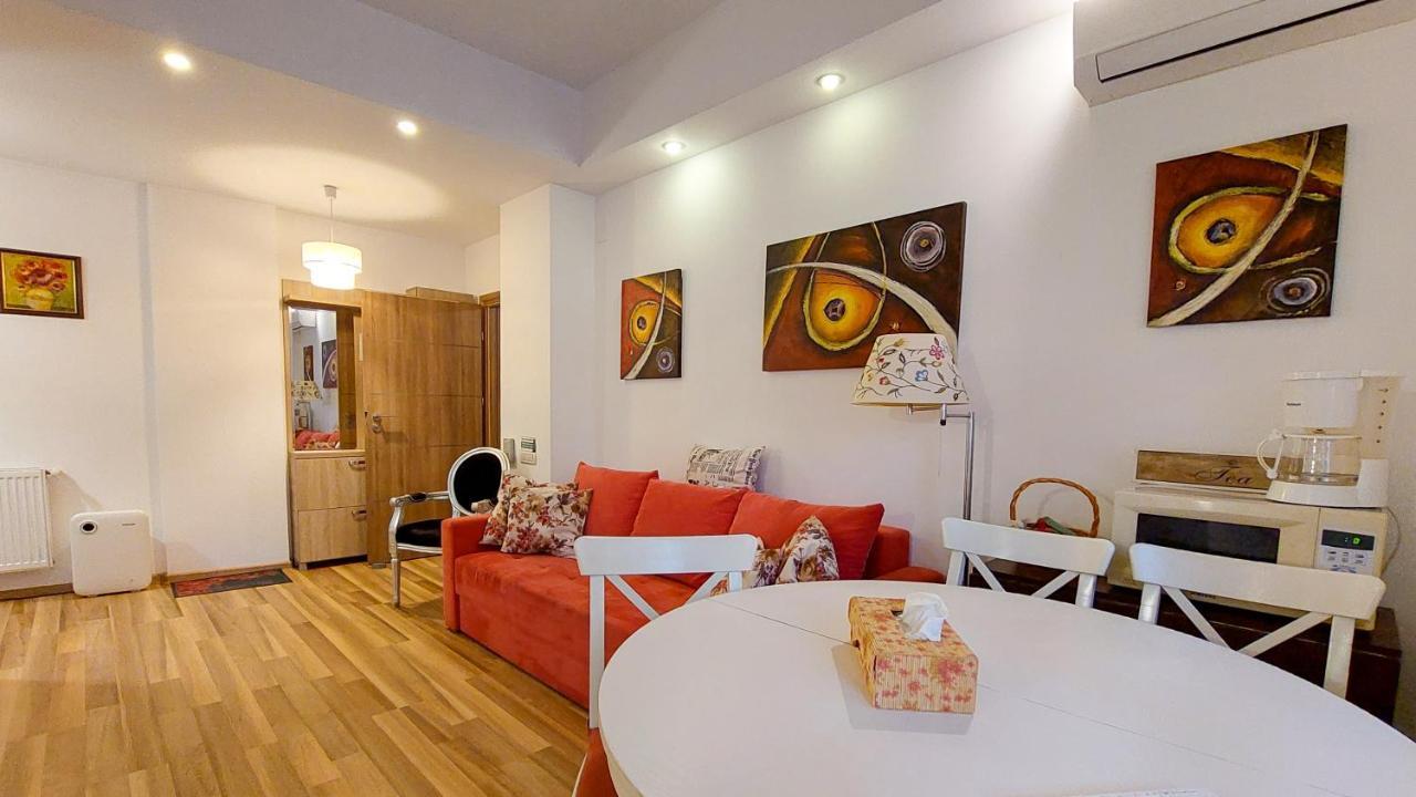 Fancy 1Bd Family Friendly In Historical Centre Appartamento Bucarest Esterno foto