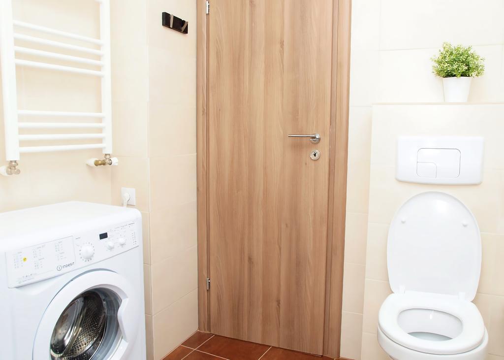 Fancy 1Bd Family Friendly In Historical Centre Appartamento Bucarest Esterno foto
